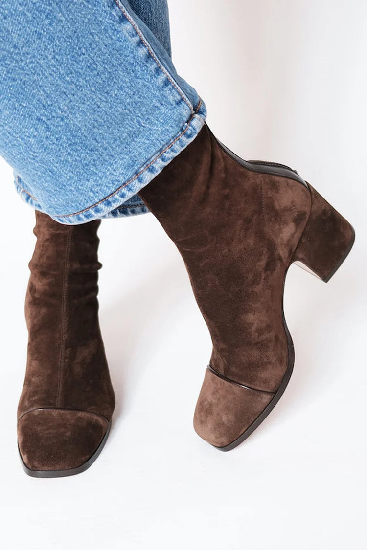 Sophie – Stylish Heeled Boots