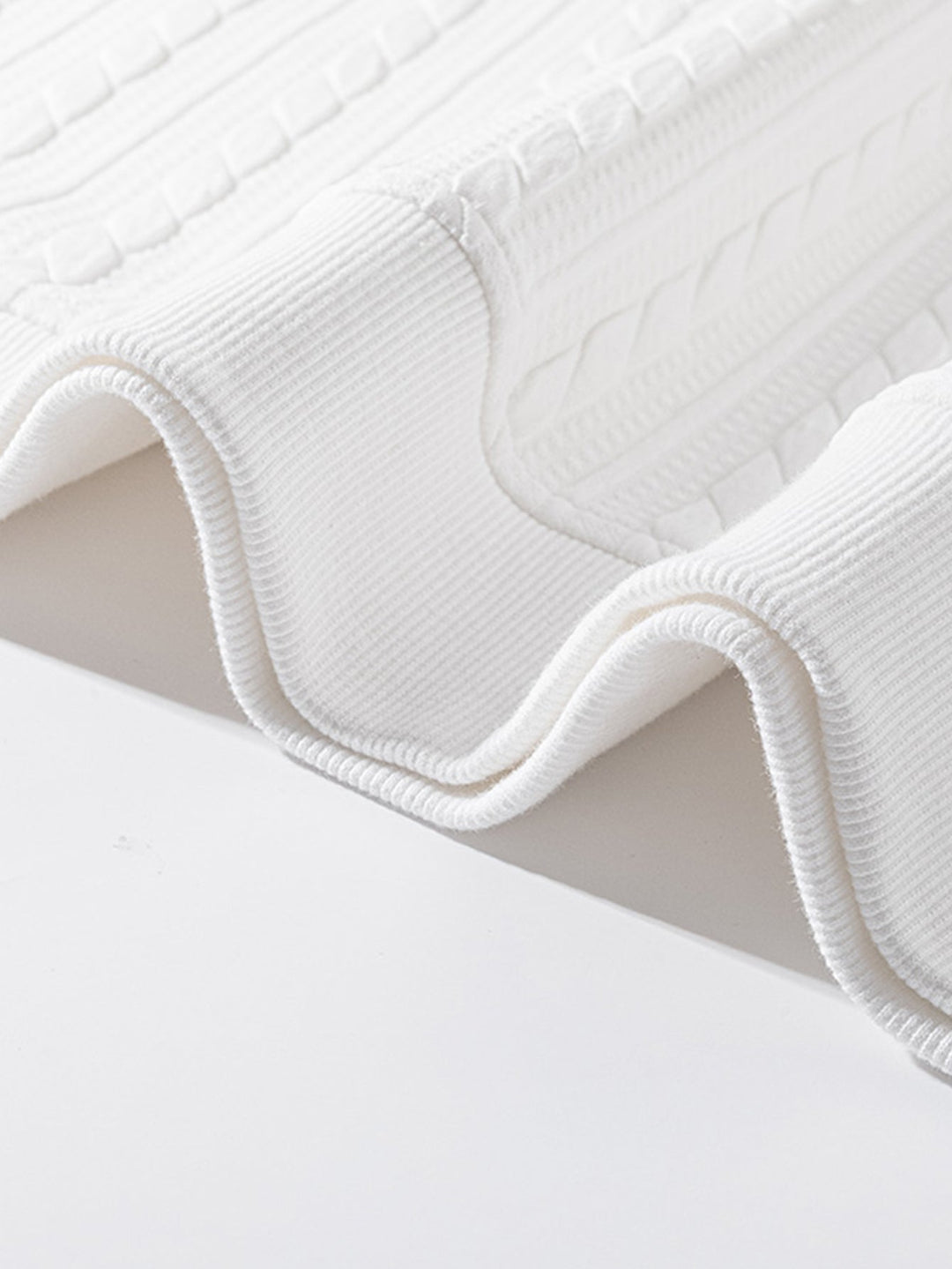 Relax Fit Twist Jacquard Crew Neck Sweatshirt